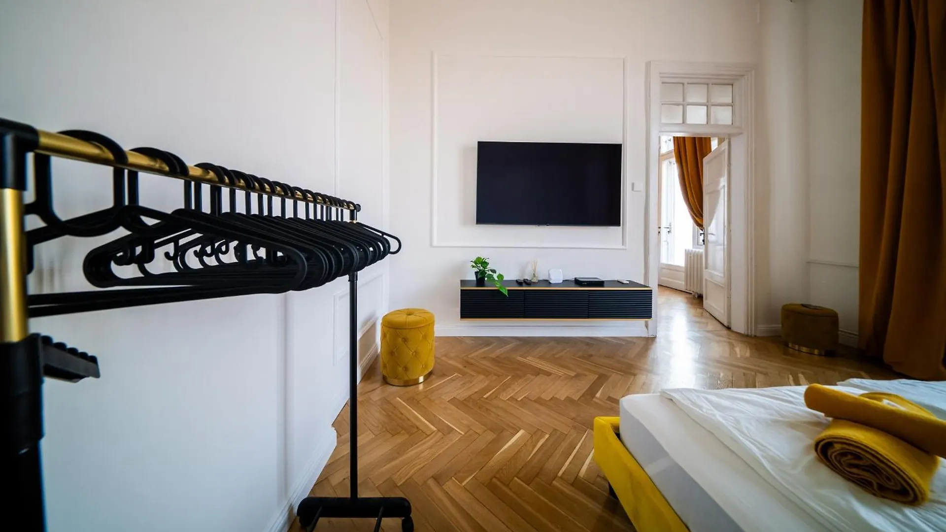 Budapest Riverfront Lux 0*,  Ungern